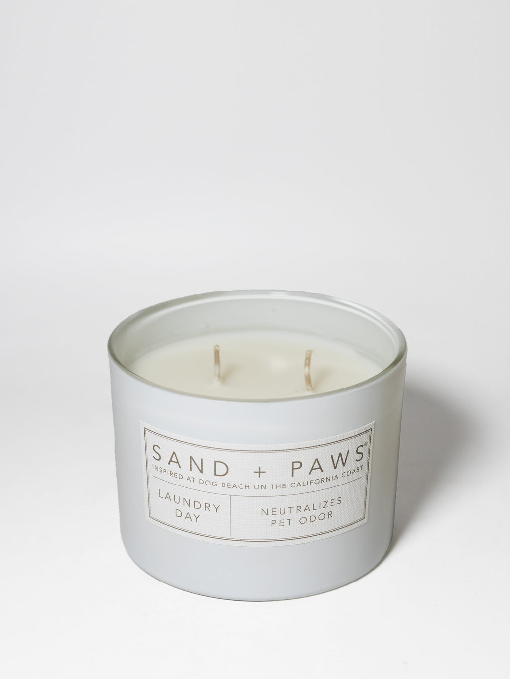 Aromatic Sand + Paws Laundry Day 12 oz scented candle