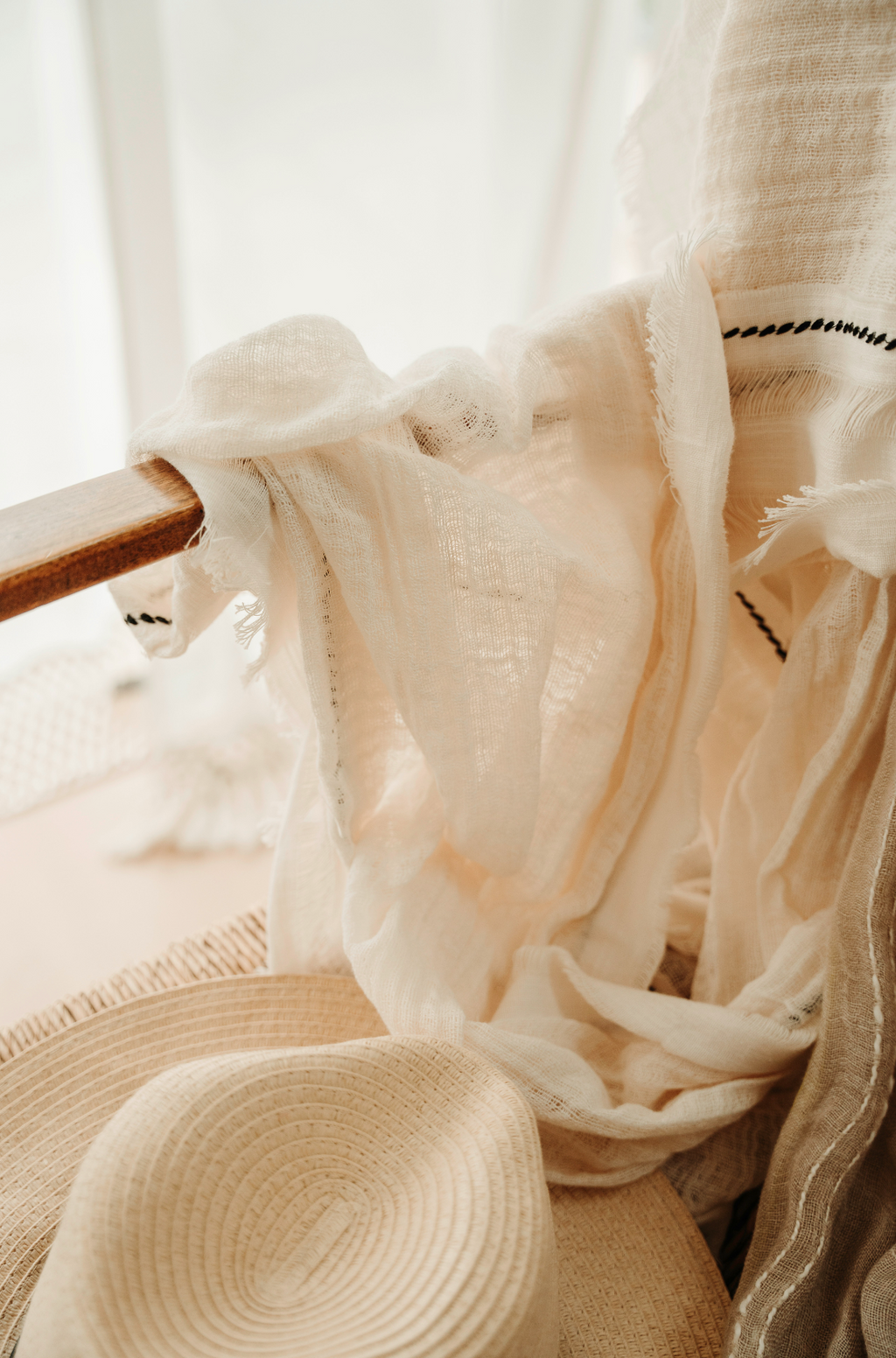 Refreshing Cashmere & Linen 11.5 oz Fabric Spray